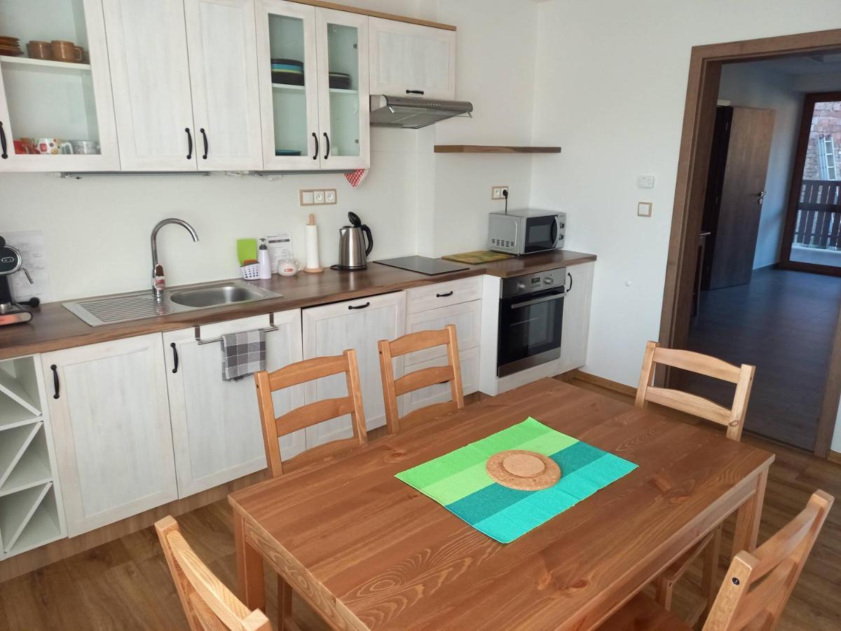 Apartmany 27 Nemcicky  Luaran gambar