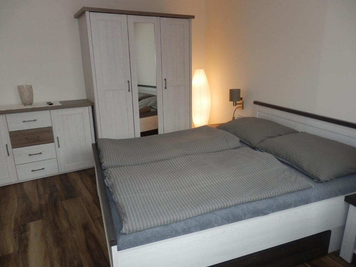Apartmany 27 Nemcicky  Luaran gambar
